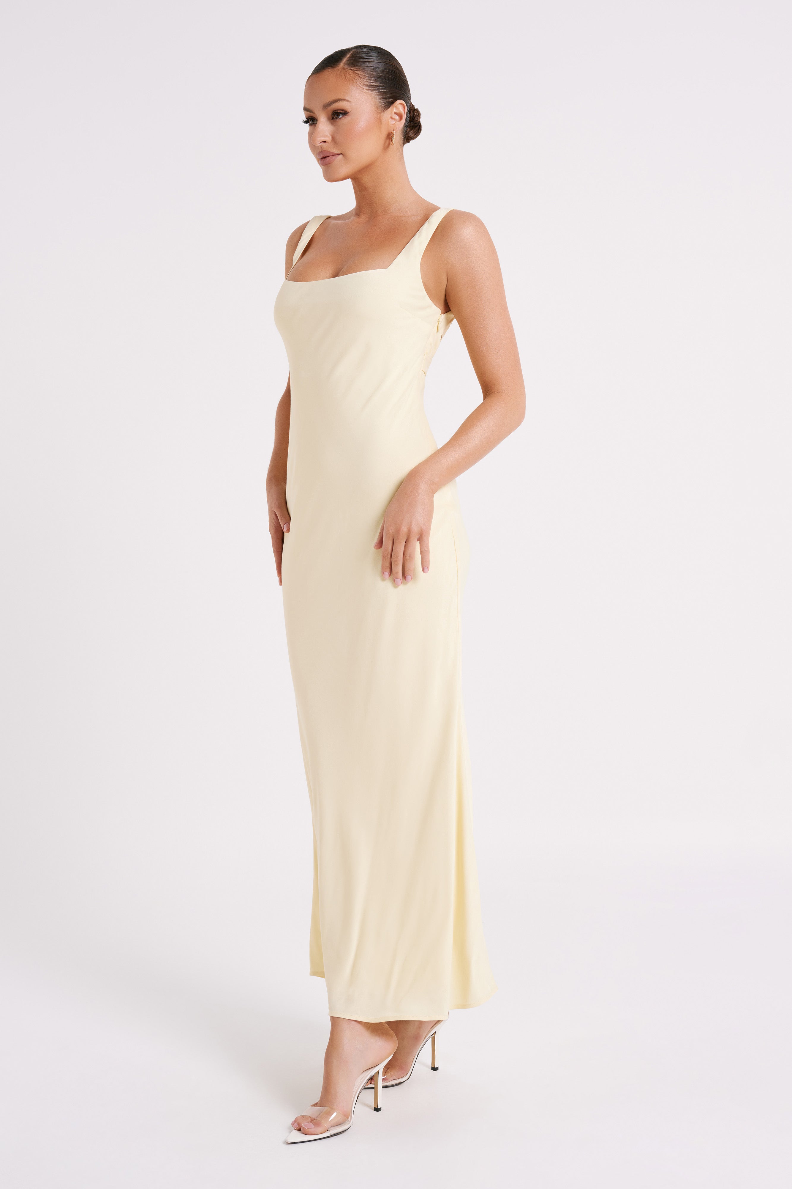 Satin Maxi Dress with Scooped Neck & Side Zipper | Ensley Light Yellow