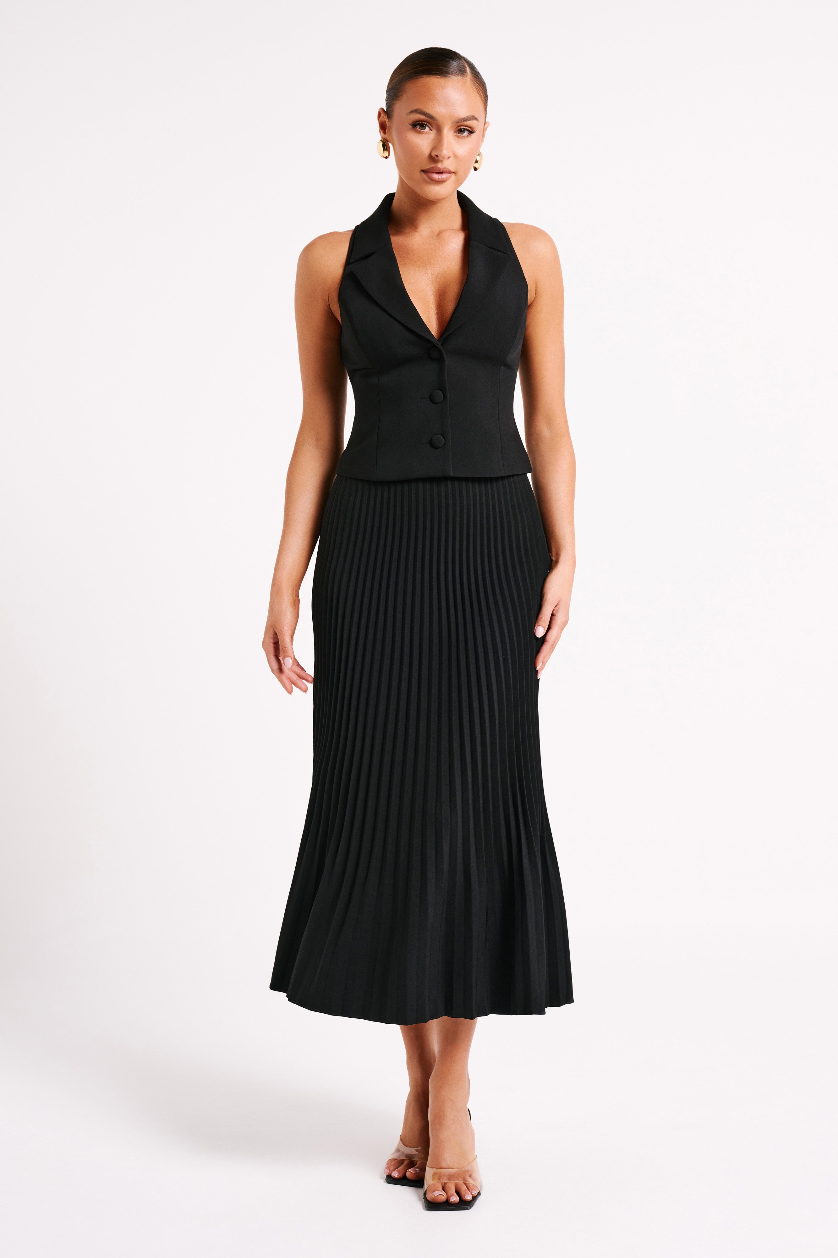 Pleated Maxi Skirt with Fitted Waist & Side Zipper | Twyla Black