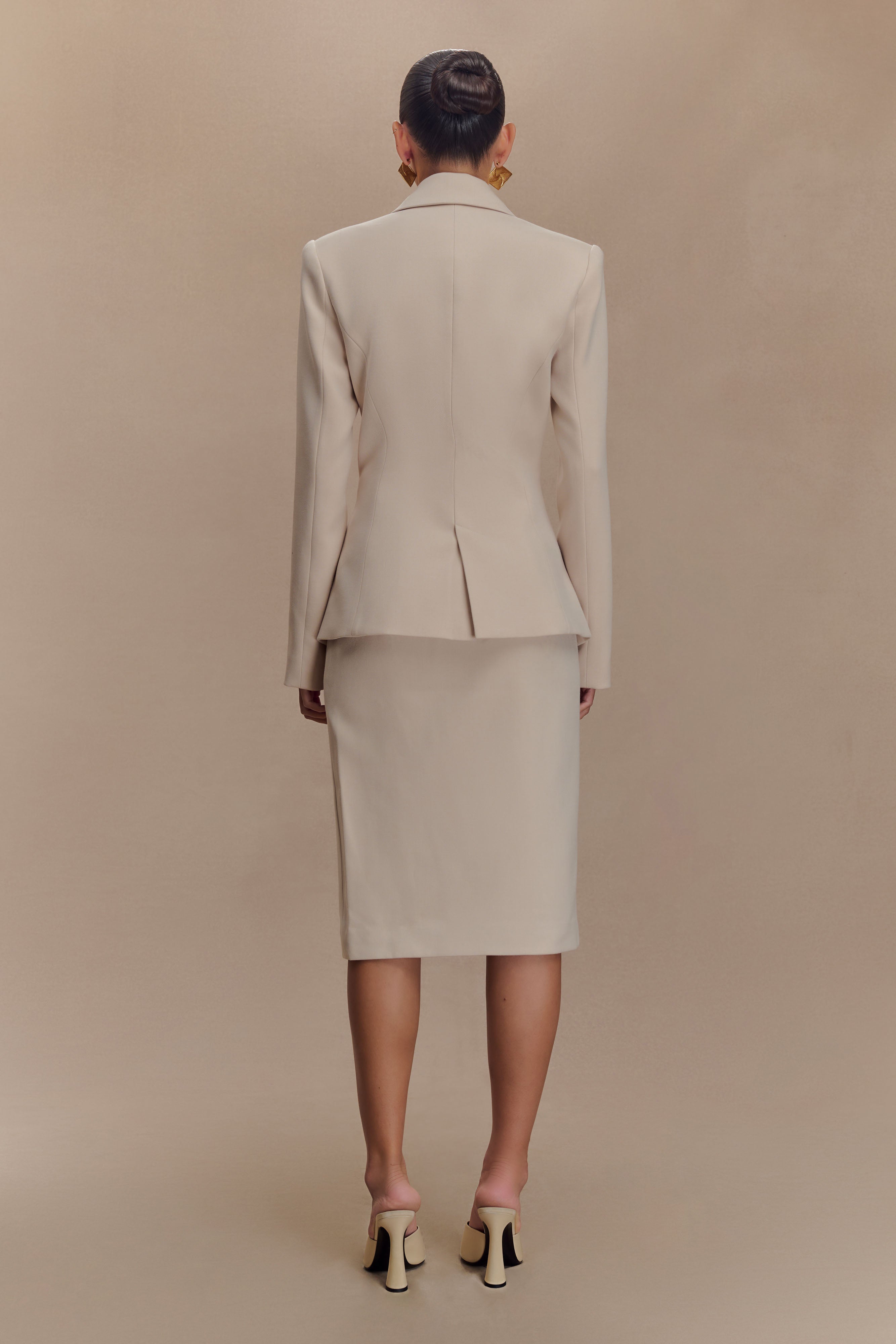 Tailored Cinched Waist Blazer with Structured Shoulders | MAX Ivory Stone