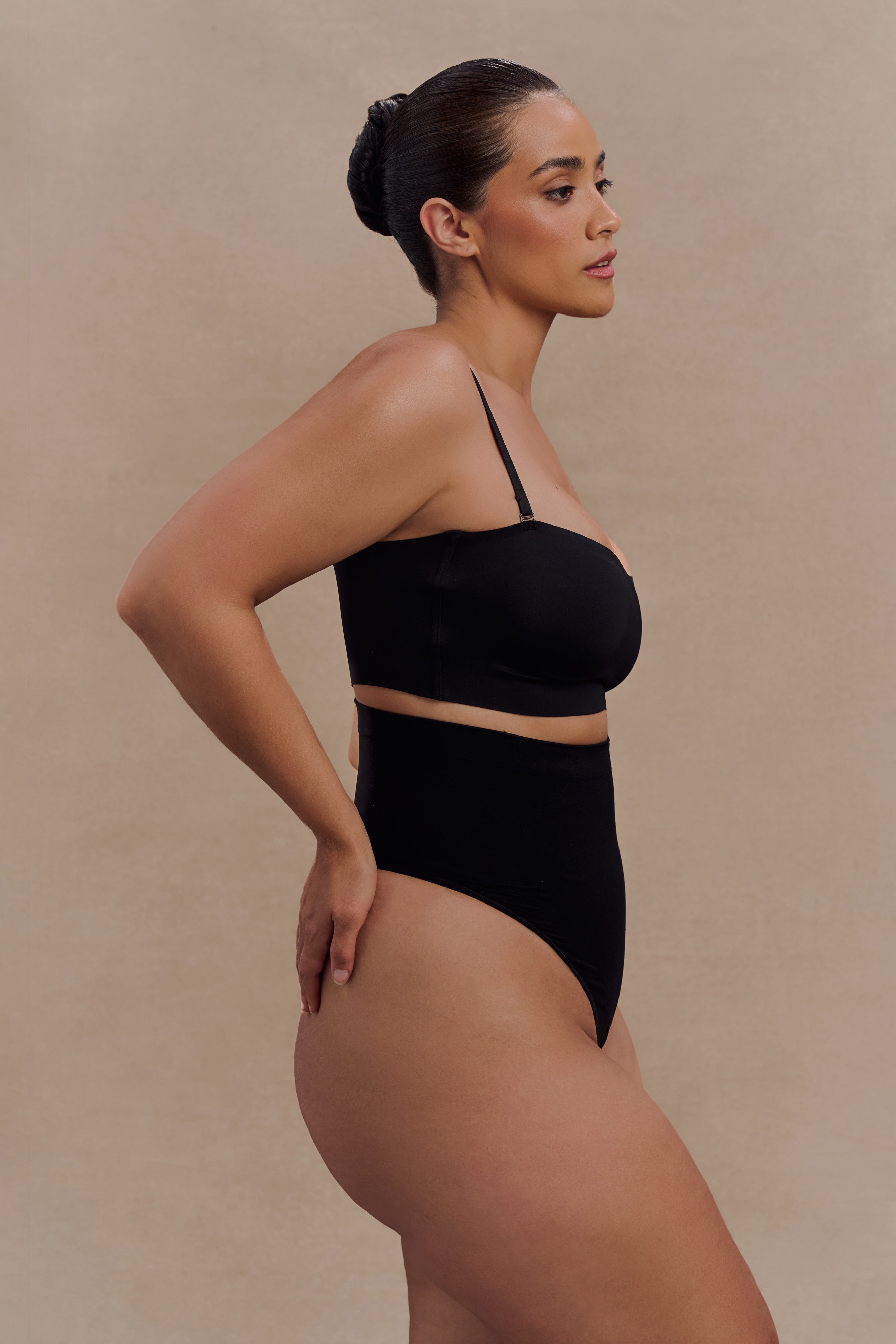 High Waist Shapewear Briefs with Tummy Control & Seamless Design | Saria