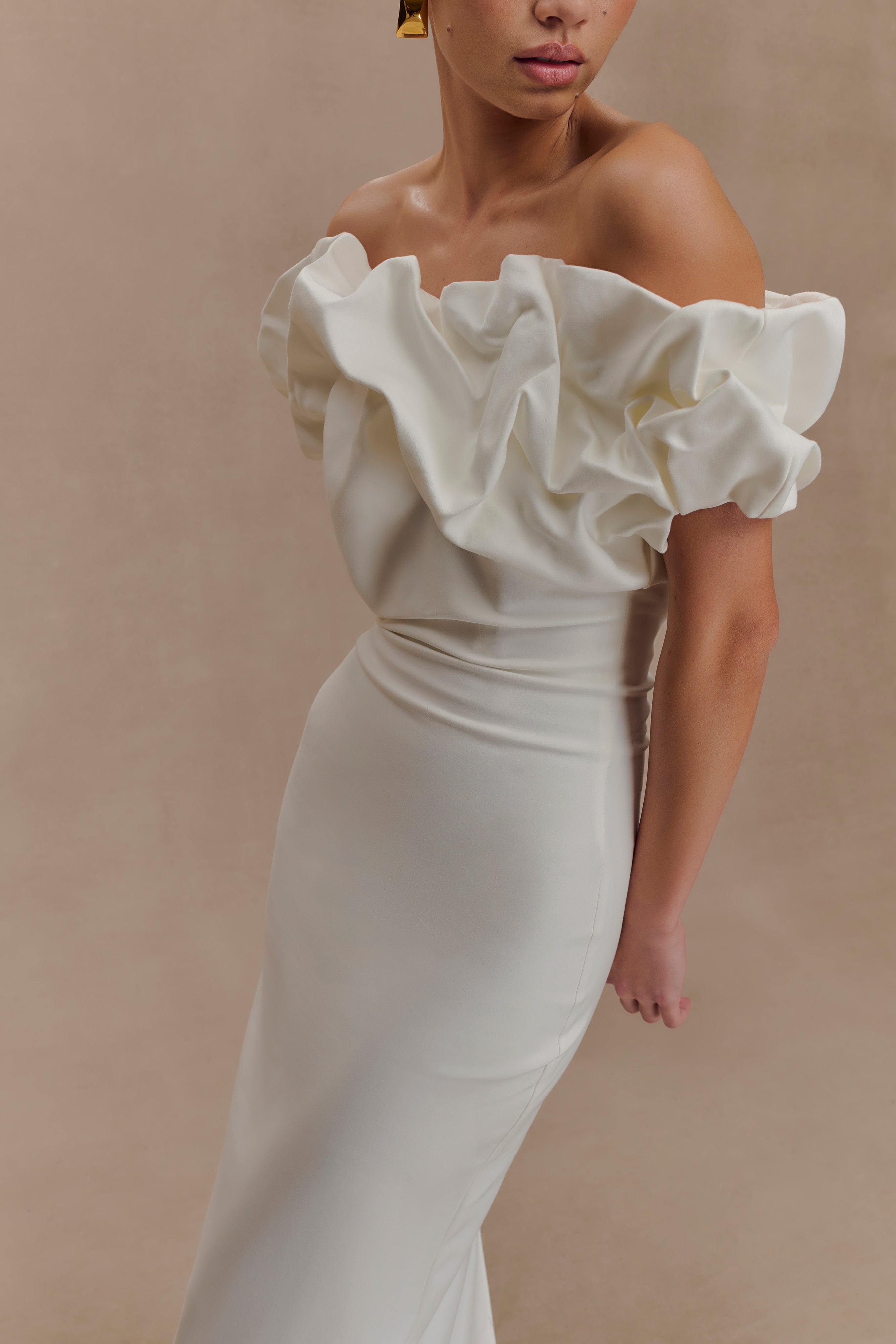 Off-Shoulder Sculptural Maxi Dress for Evenings | Sariya