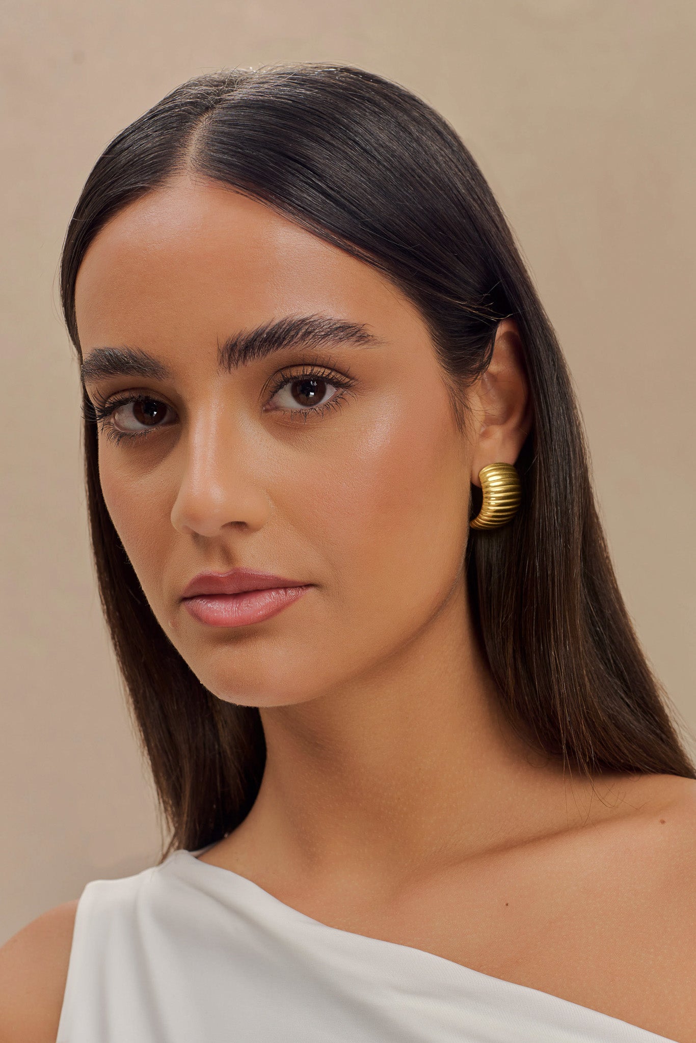 Textured Gold Hoop Earrings for Women | Amelia 18K Gold