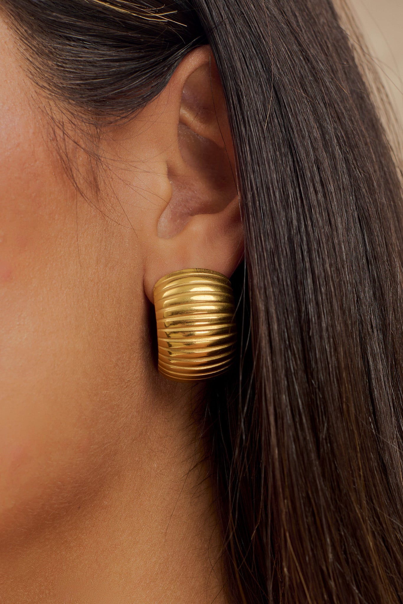 Textured Gold Hoop Earrings for Women | Amelia 18K Gold
