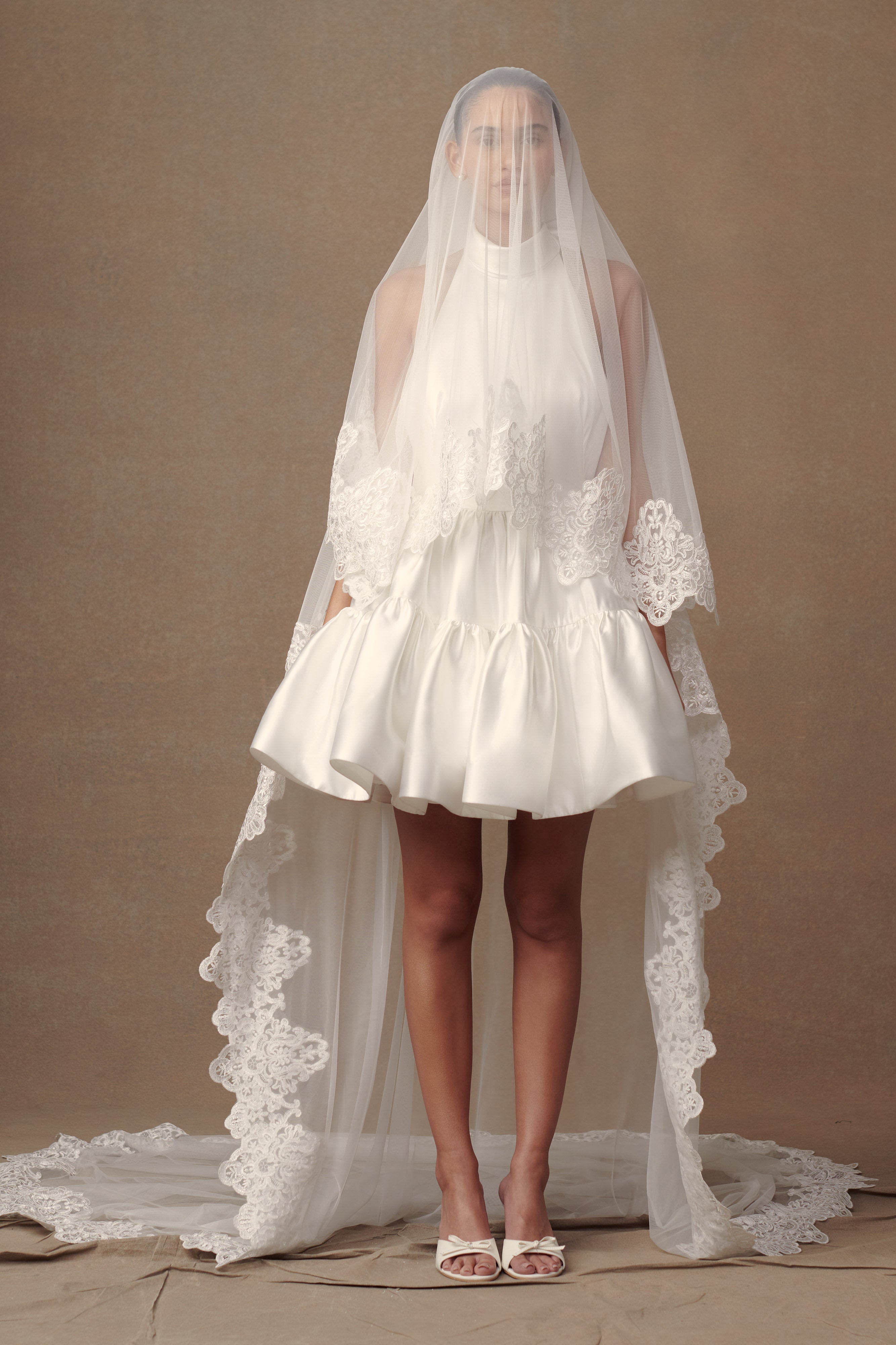 White Lace Trim Bridal Veil with Comb Attachment | Paulette