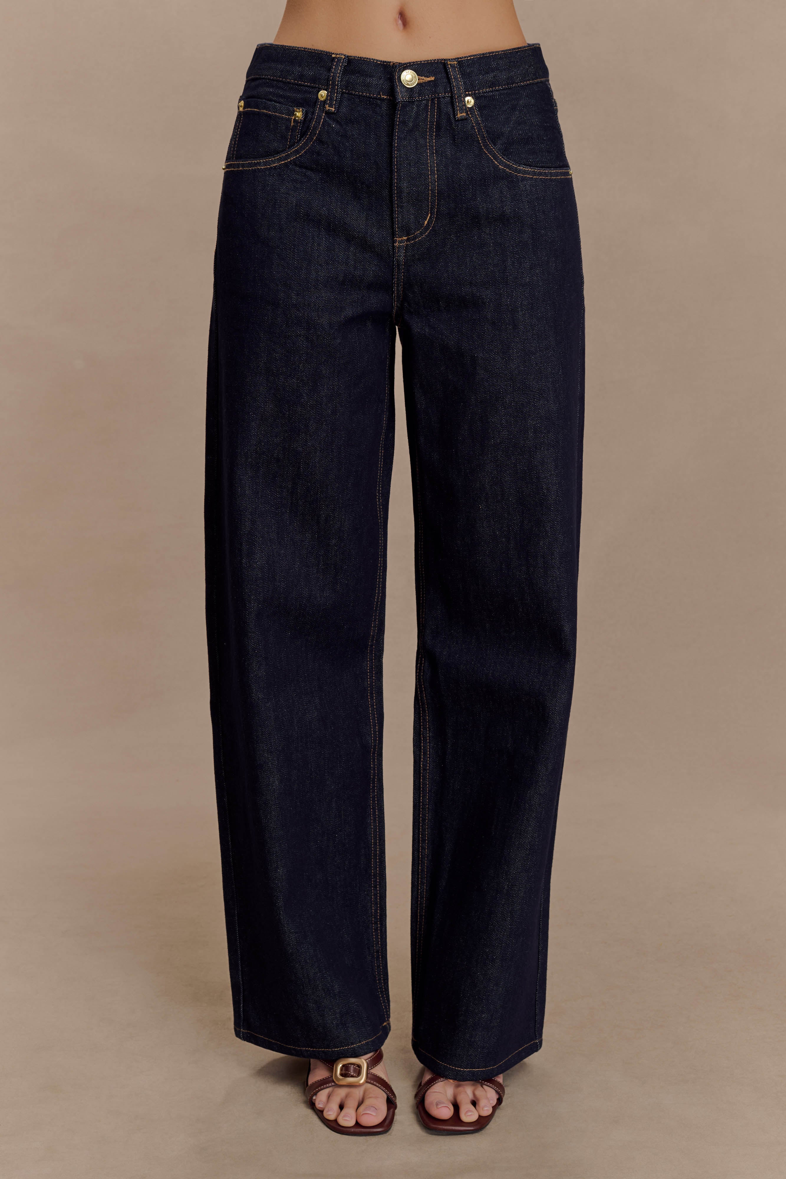 Mid Rise Straight Leg Jeans in Washed Indigo | Mannon Denim