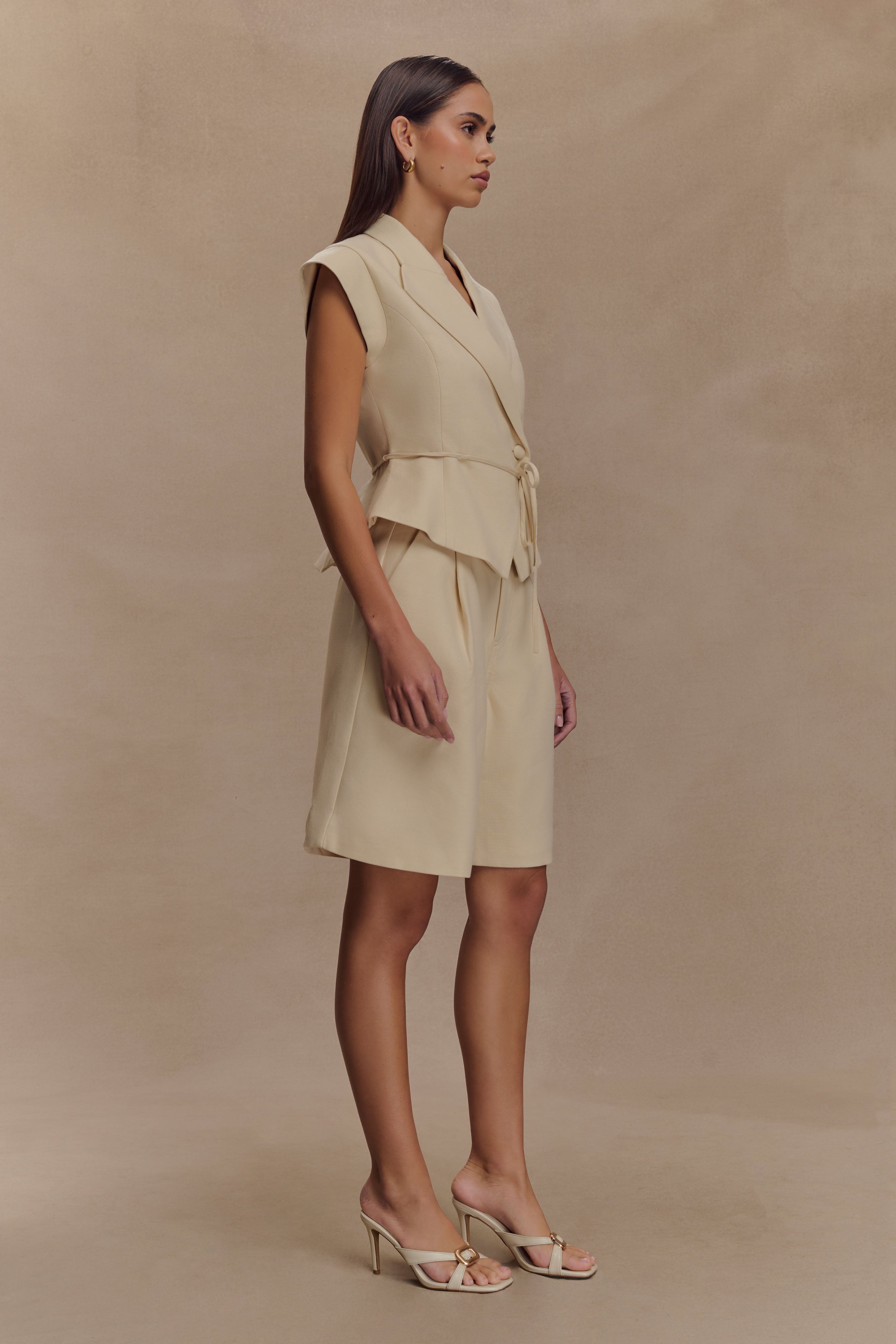 High-Waisted Linen Shorts for Women | Andina Natural Beige
