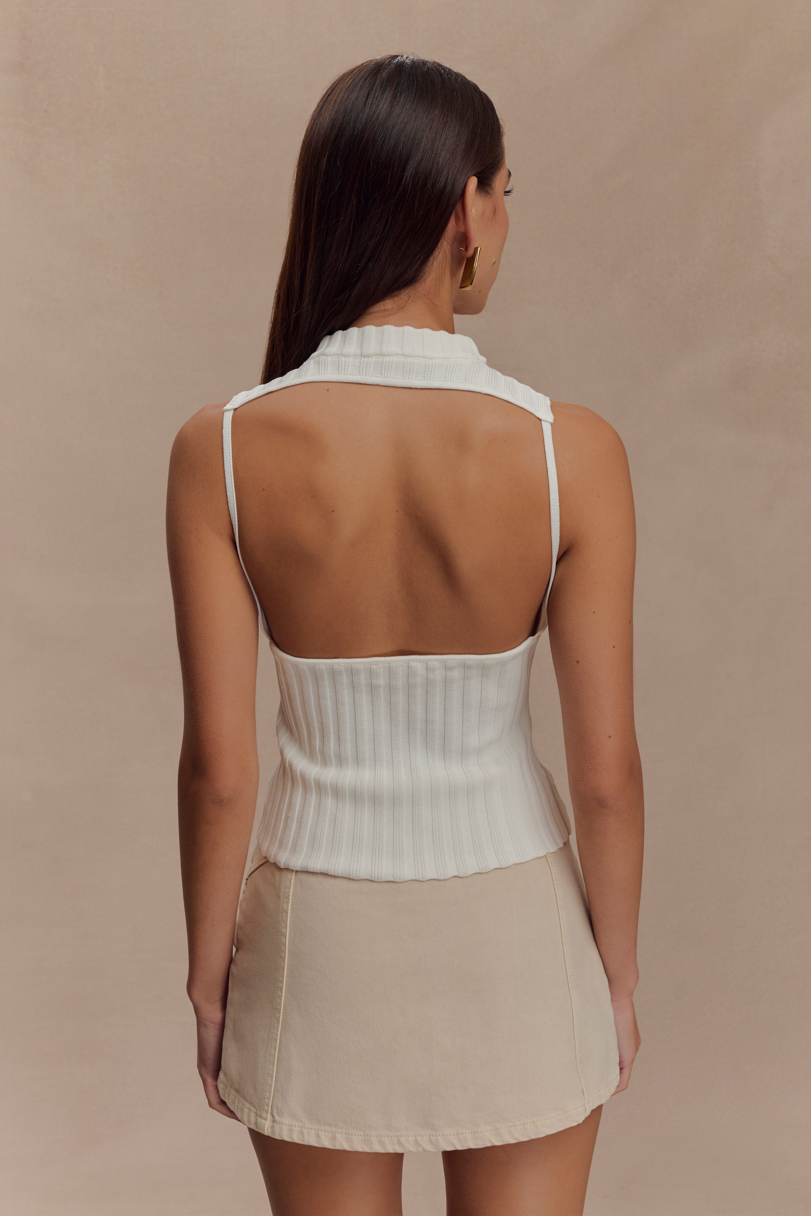 Sleeveless Turtle Neck Knit Top with Open Back | Oona Ivory