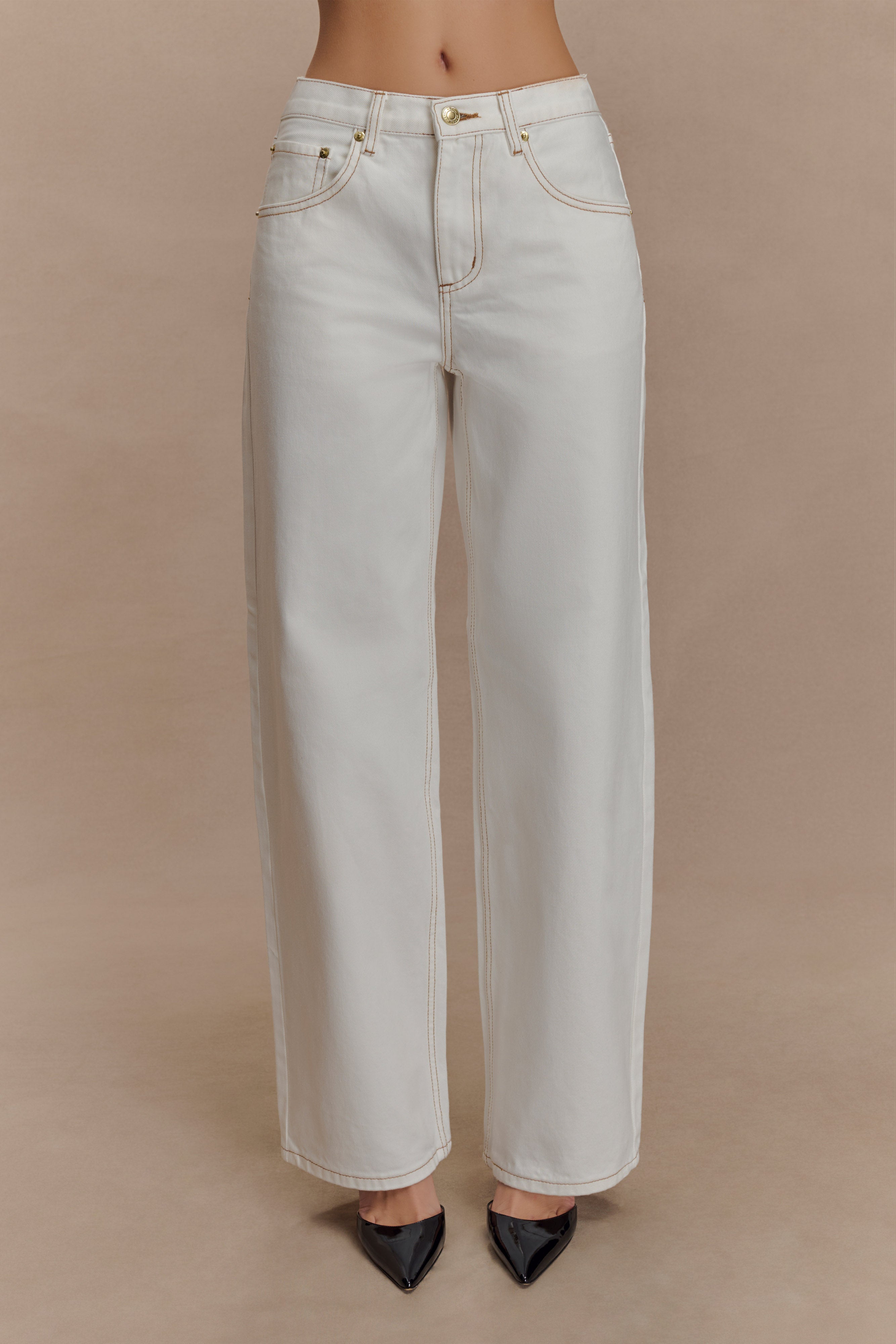 Mid Rise White Denim Jeans with Straight Leg Fit | Mannon