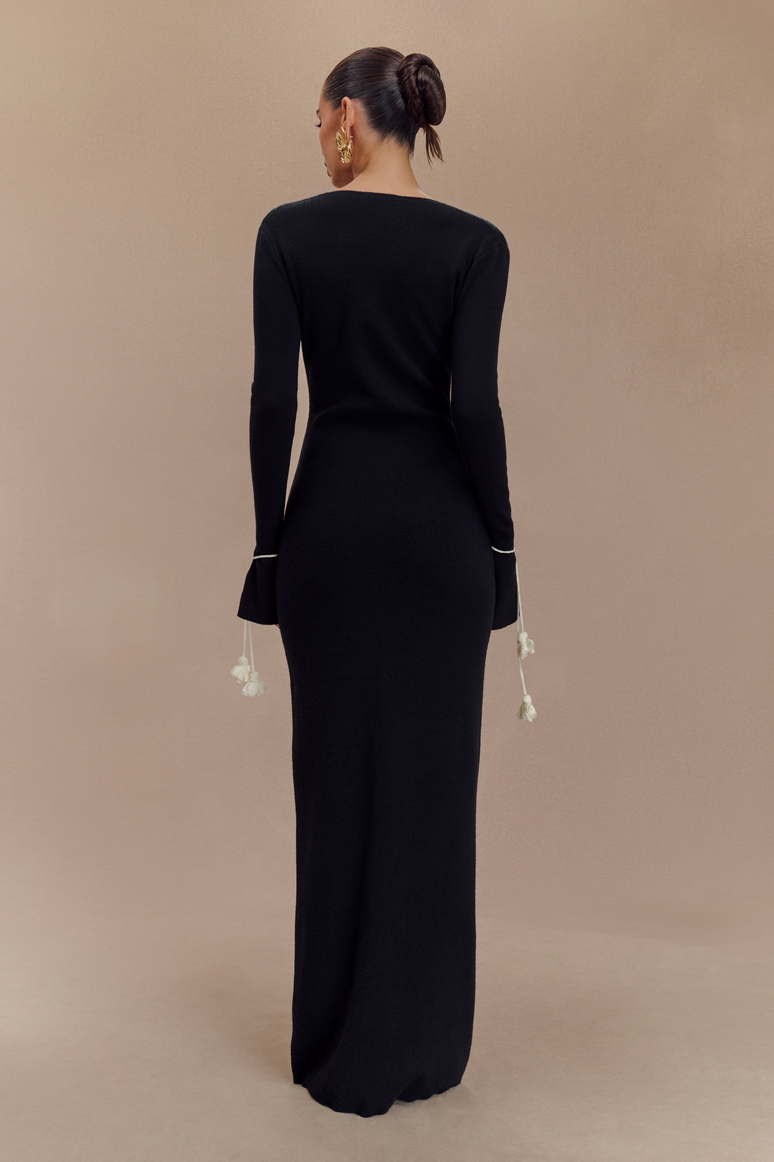 Knit Maxi Dress with Floral Ties & V Neckline | Erica Black & White