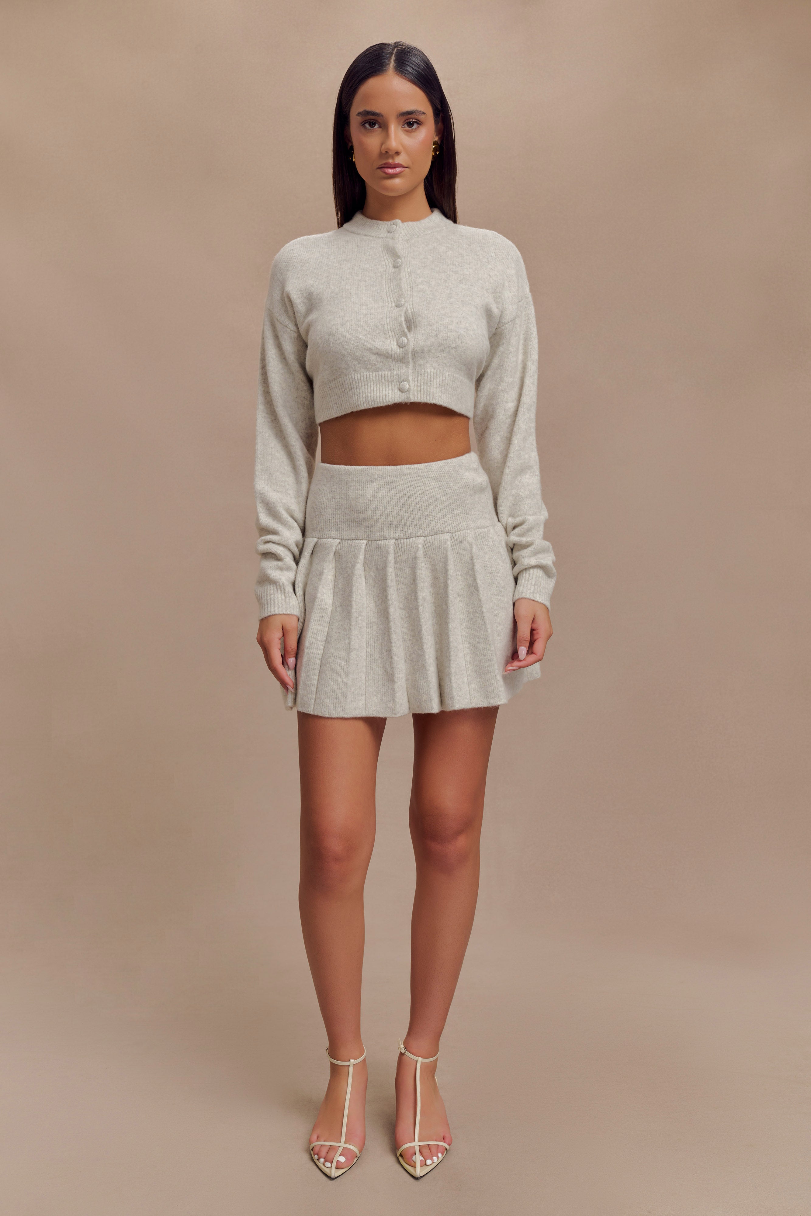 Chic Cropped Knit Cardigan with Button Front | Shelby Heather Grey