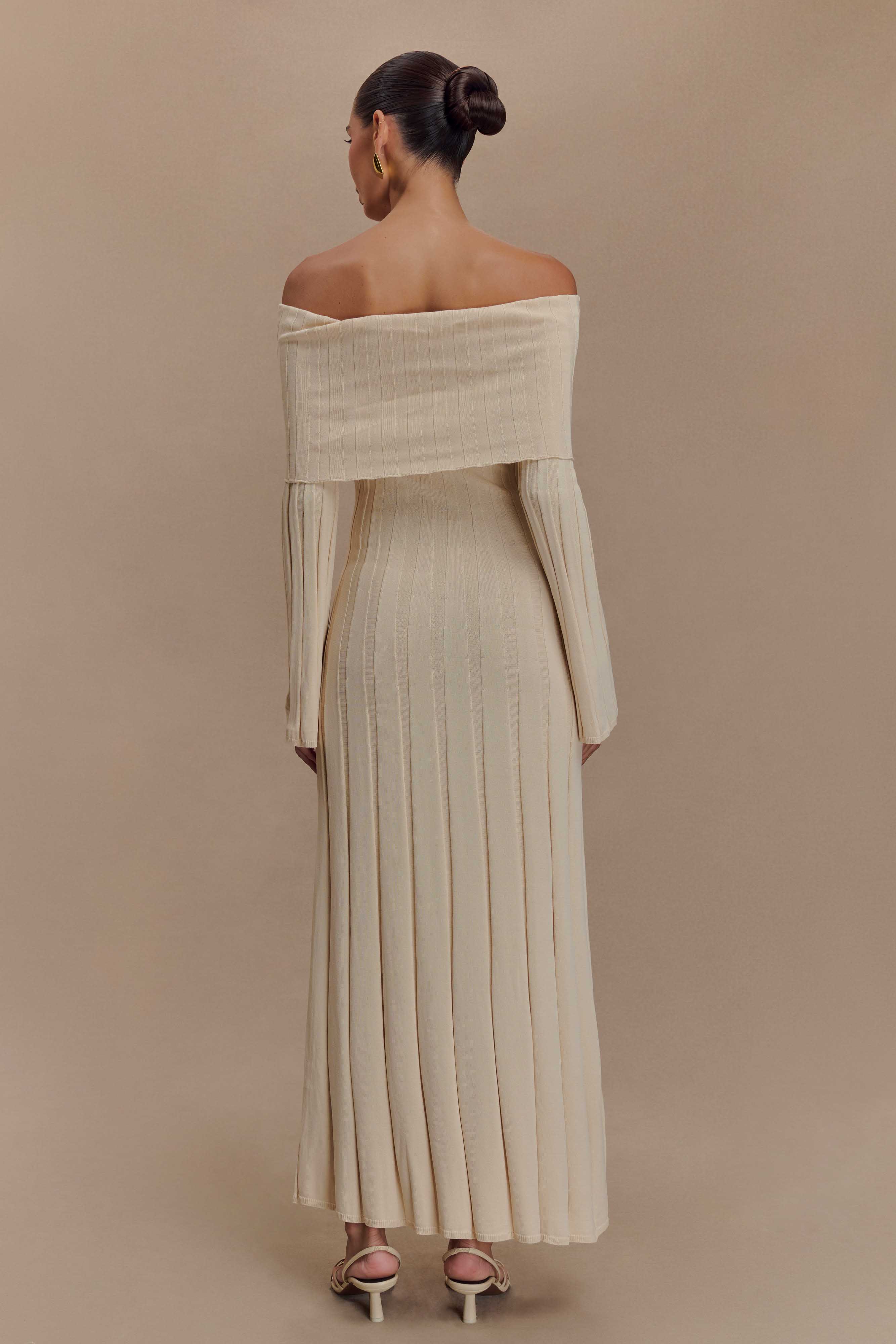 Off-the-Shoulder Knit Midi Dress with Long Sleeves | Alonza