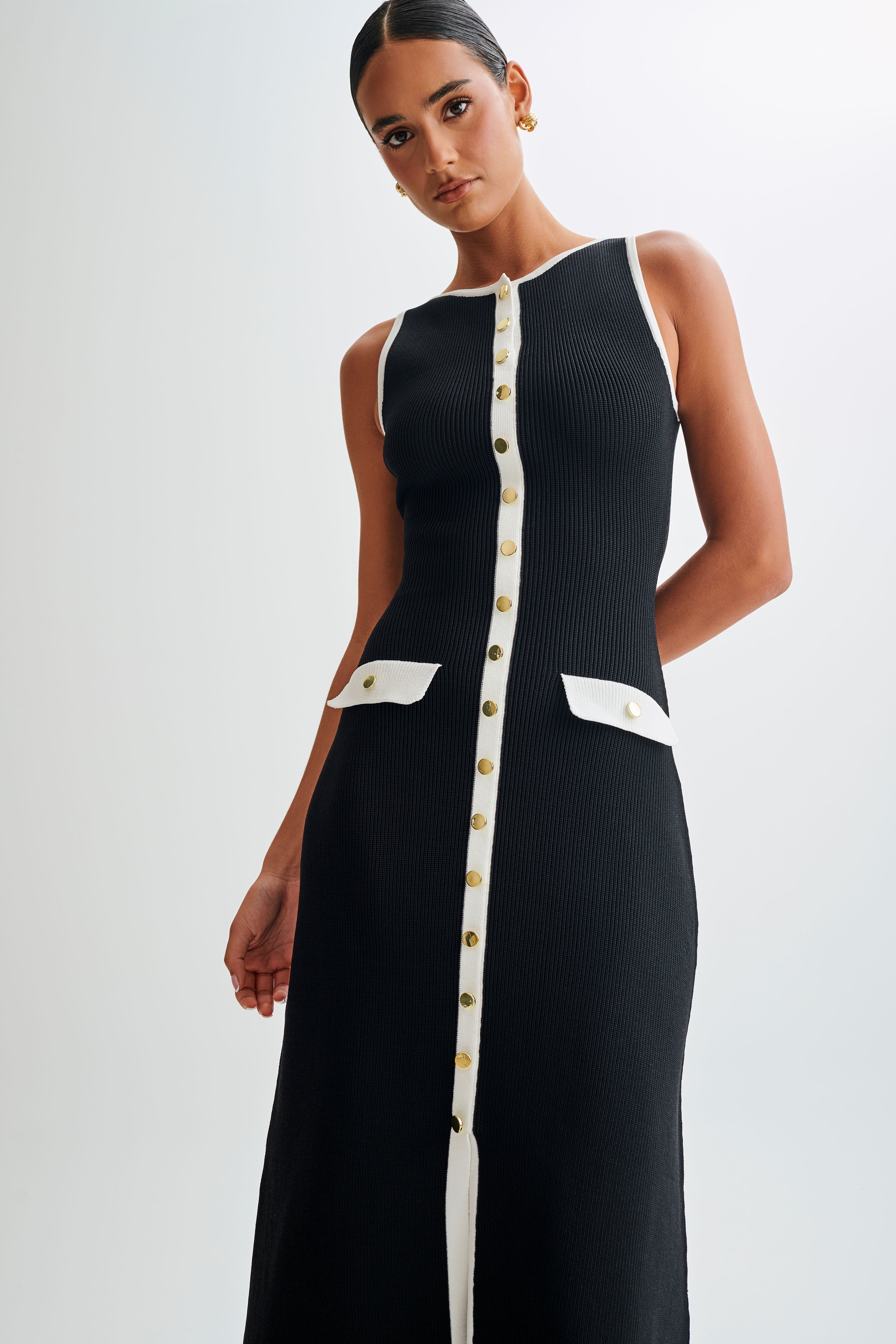 Sleeveless Buttoned Maxi Dress with Pockets | Sawyer